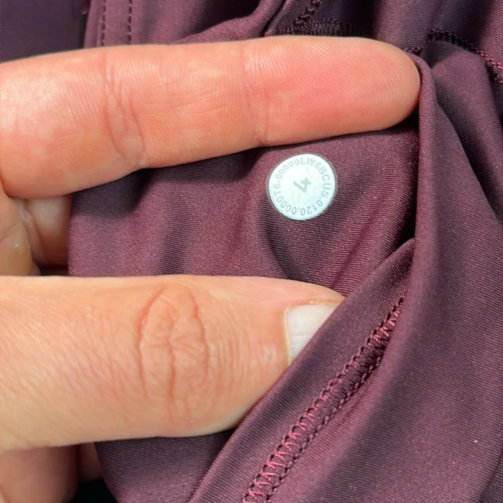 Lululemon Fast and Free Crop II 19